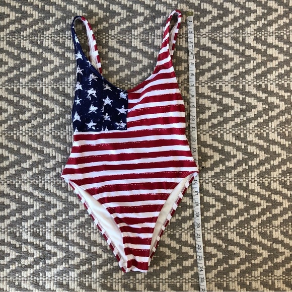 Xhilaration one piece swimsuit American flag size XS - Picture 5 of 9